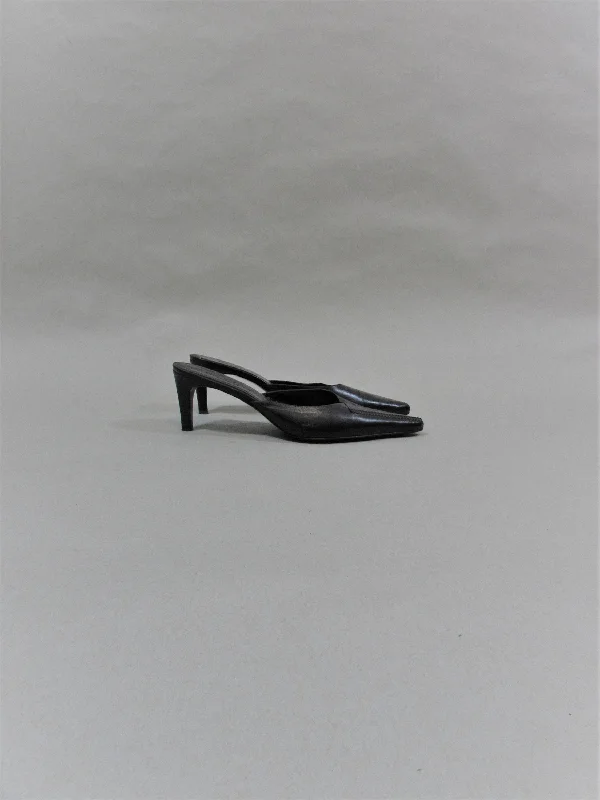 Cole Haan black slides sexy pointy toe slides kitten heel shoes slip on mules designer leather closed toe sandals Size 8