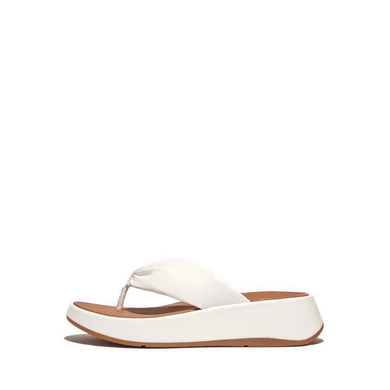 F-MODE LEATHER-TWIST FLATFORM TOE-POST SANDALS