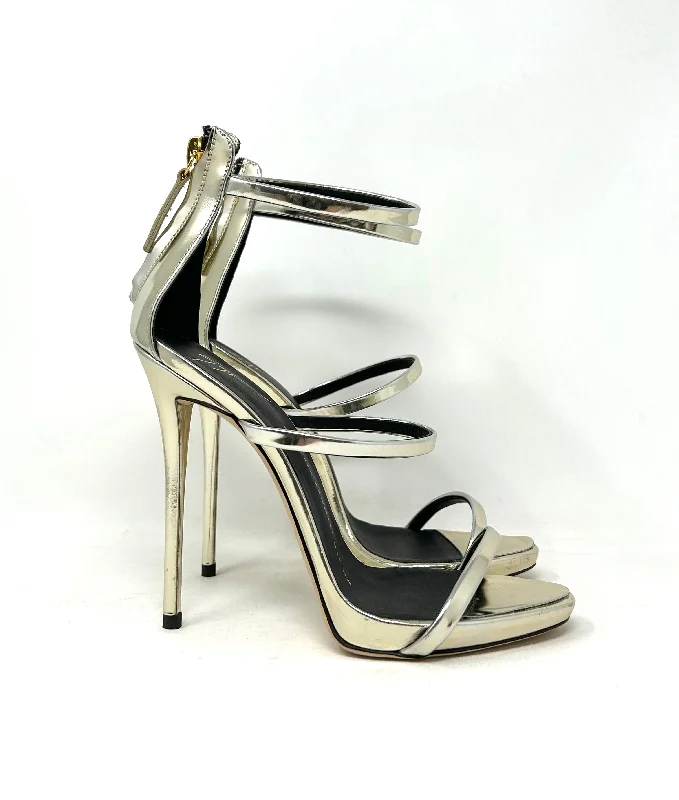 Giuseppe Zanotti Harmony Very Light Gold Patent Leather Heel Sandals 37 UK 4