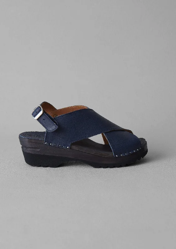 Troentorp Leather Clog Sandals | Navy