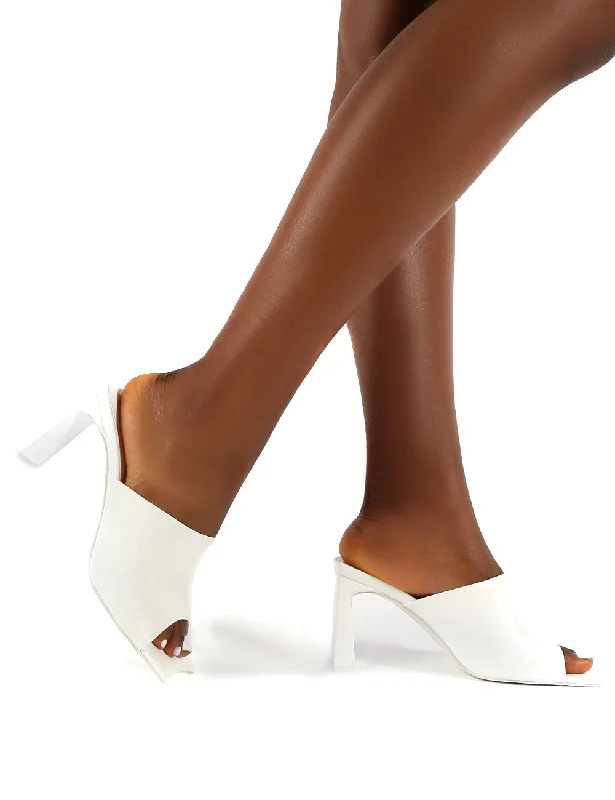 Vice White Pu Wide Fit Square Toe Detail Heeled Mules